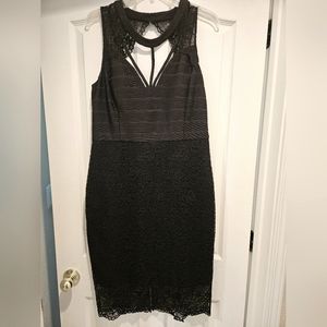 Guess women's lace black sleeveless V Neck dress size 16